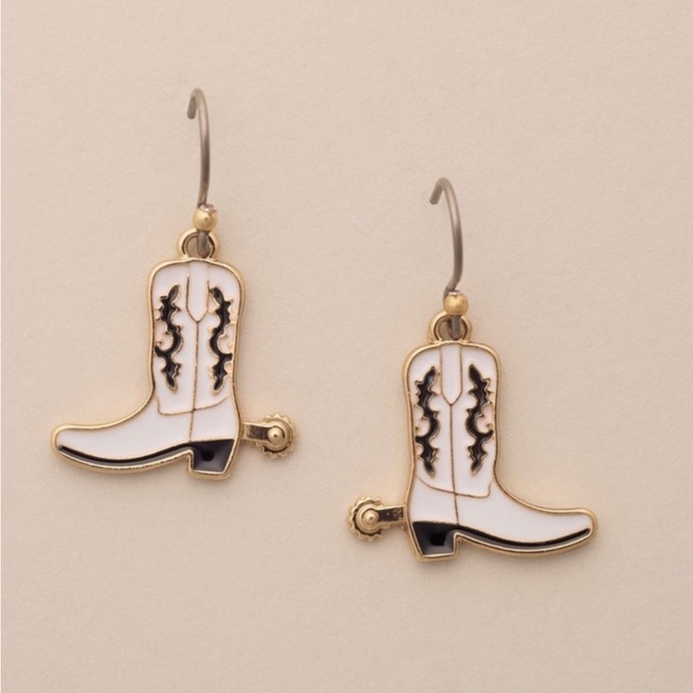 Lucky brand Enamel Cowboy Boot Earring NWT retail $25